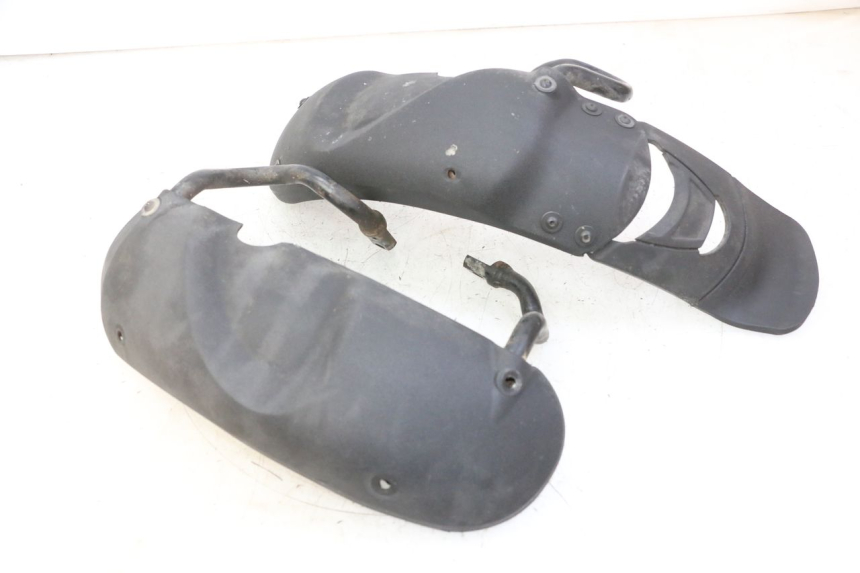 photo de GUARDABARROS DELANTERO PIAGGIO MP3 RL 250 (2007 - 2010)