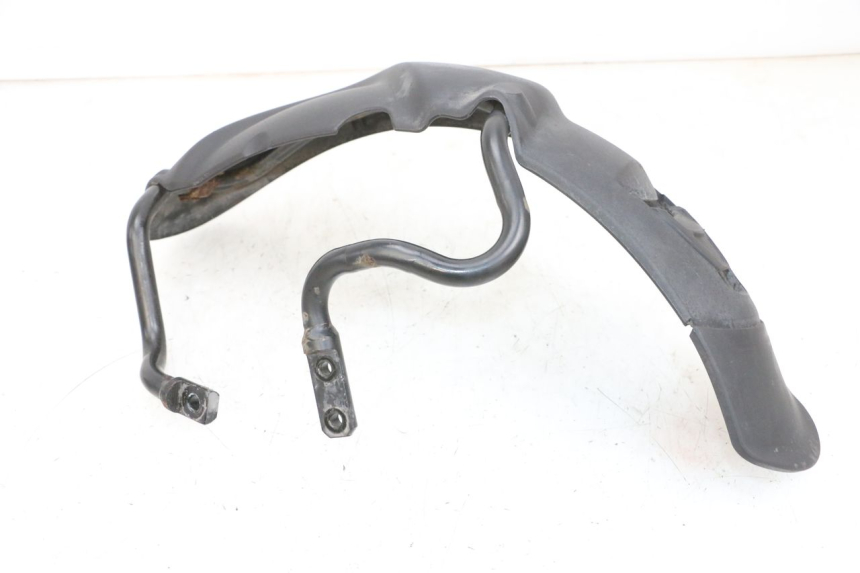 photo de GUARDABARROS DELANTERO PIAGGIO MP3 500 (2016 - 2018) - Detalles de los puntos de fijación