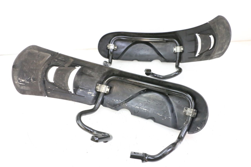 photo de GUARDABARROS DELANTERO PIAGGIO MP3 500 (2014 - 2016)