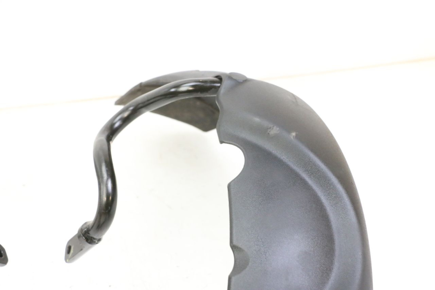 photo de GUARDABARROS DELANTERO PIAGGIO MP3 500 (2014 - 2016)
