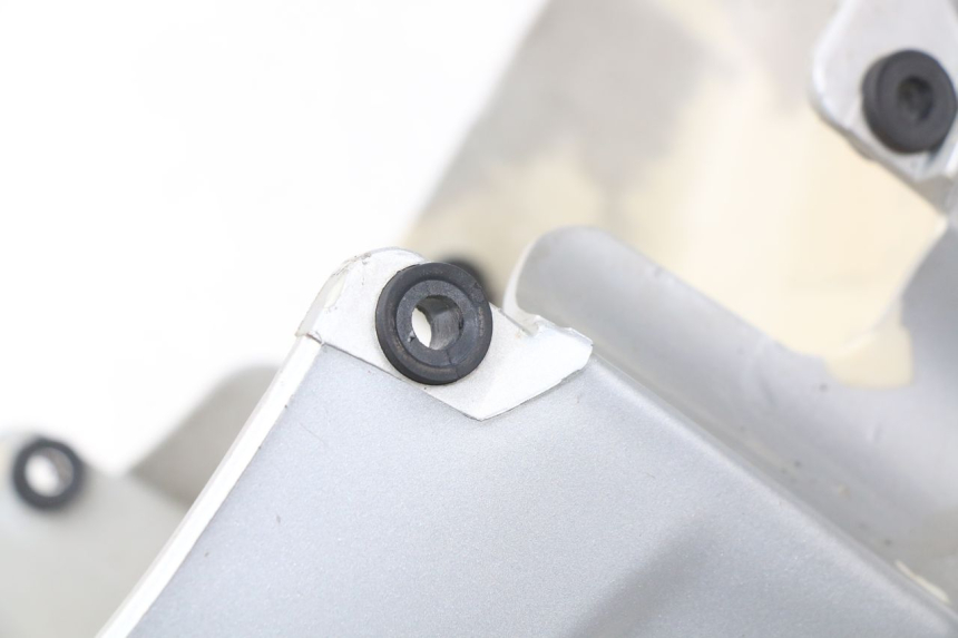 photo de GUARDABARROS DELANTERO PIAGGIO X9 125 (2000 - 2003)