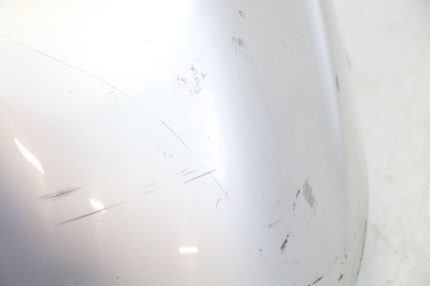 photo de GUARDABARROS DELANTERO YAMAHA YP MAJESTY 125 (2002 - 2006) - Detalles de los puntos de fijación