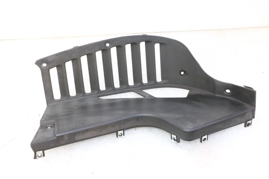 photo de RADIADOR CUBIERTA DERECHA QUADRO 4 4D 350 (2015 - 2018)