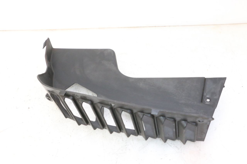 photo de RADIADOR CUBIERTA DERECHA QUADRO 4 4D 350 (2015 - 2018)