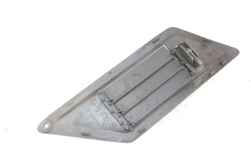 photo de RADIADOR CUBIERTA DERECHA GILERA NEXUS 125 (2009 - 2013)