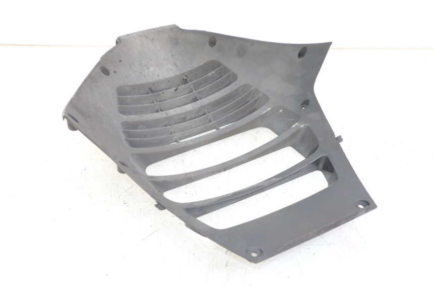 photo de RADIADOR CUBIERTA HONDA FJS SILVERWING SILVER WING 600 (2001 - 2010) - Primer plano técnico