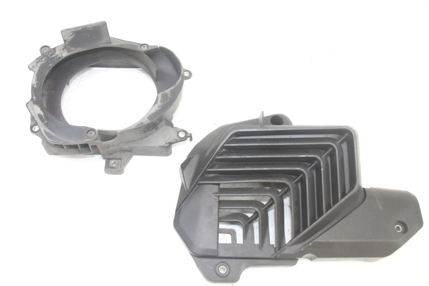 photo de RADIADOR CUBIERTA HONDA FORZA 125 (2021 - 2025) - Vista principal