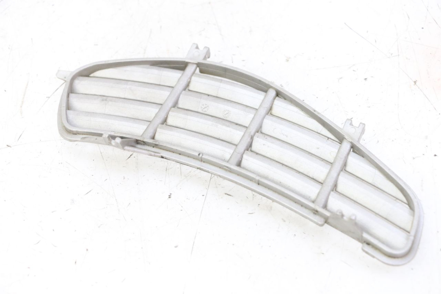 photo de RADIADOR CUBIERTA IZQUIERDA PIAGGIO VESPA GRANTURISMO 200 (2004 - 2005)