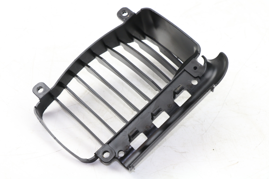 photo de RADIADOR CUBIERTA IZQUIERDA PIAGGIO VESPA GRANTURISMO 125 (2003 - 2007)
