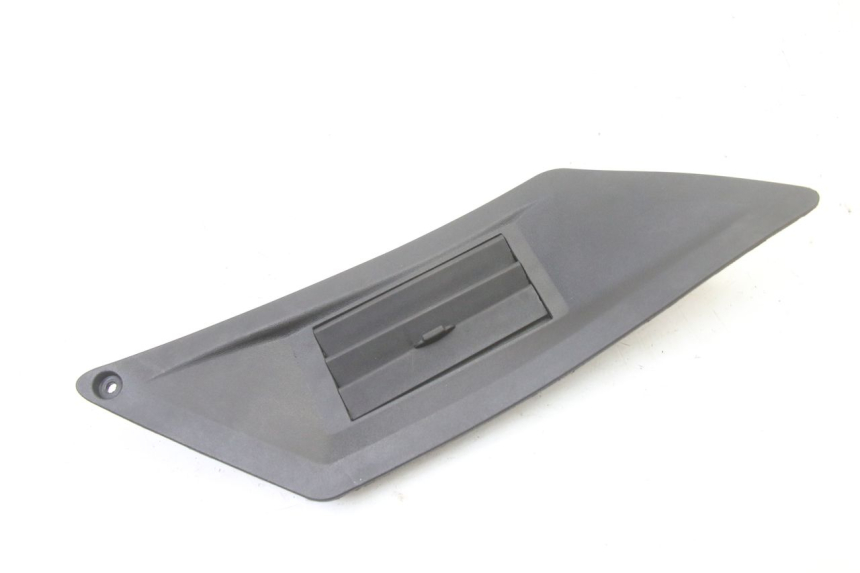 photo de RADIADOR CUBIERTA IZQUIERDA GILERA RUNNER SP 50 (2006 - 2008)