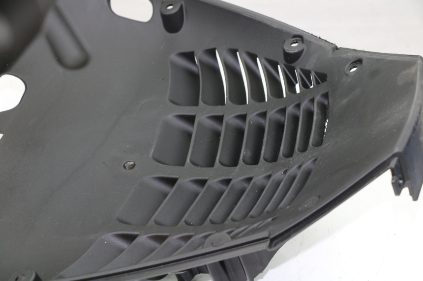 photo de RADIADOR CUBIERTA KYMCO K-XCT 125 (2013 - 2017)