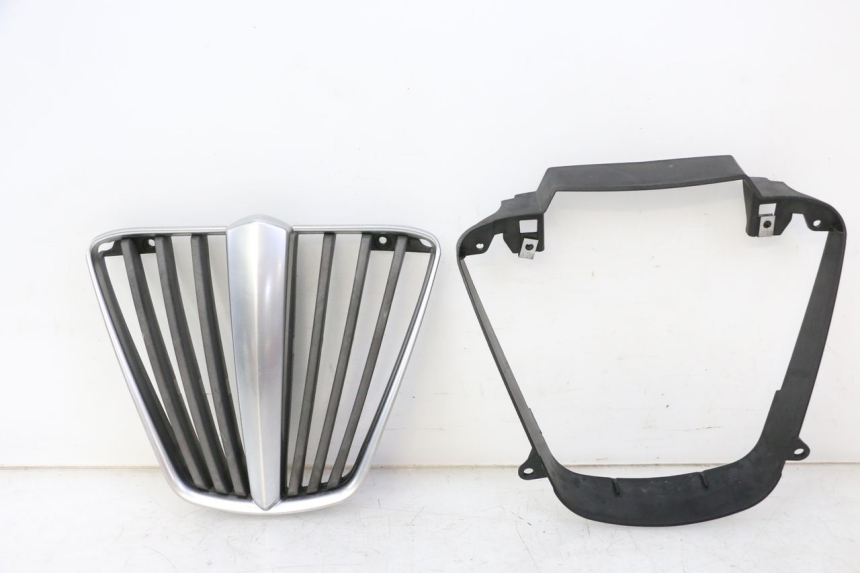 photo de RADIADOR CUBIERTA PIAGGIO MP3 RL 250 (2007 - 2010)