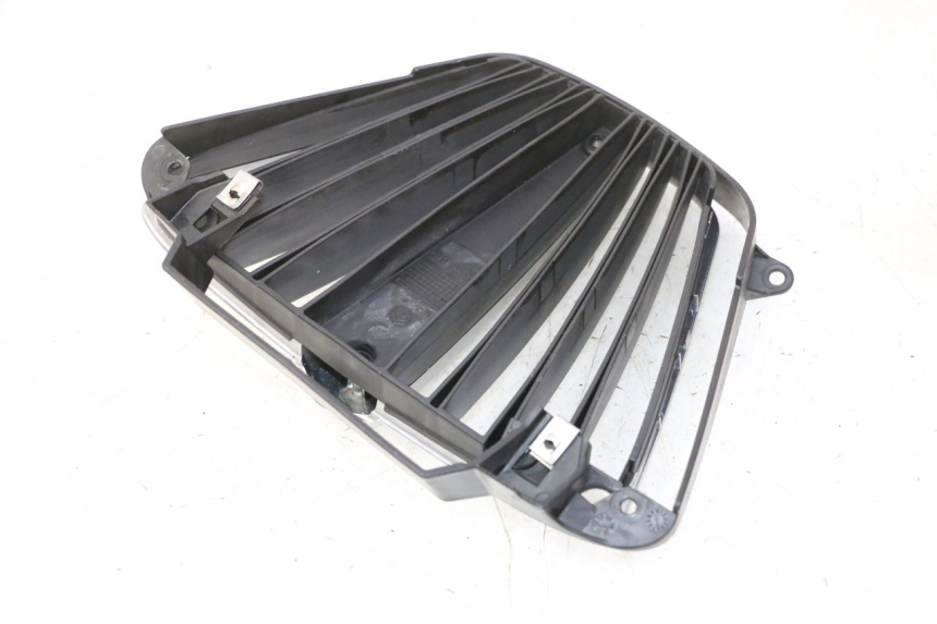 photo de RADIADOR CUBIERTA PIAGGIO MP3 RL 250 (2007 - 2010)