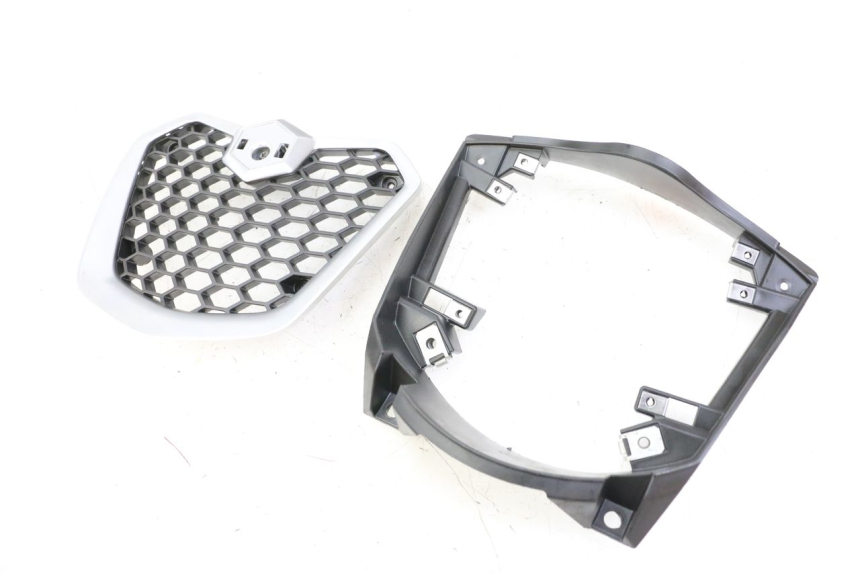 photo de RADIADOR CUBIERTA PIAGGIO MP3 500 (2014 - 2016)