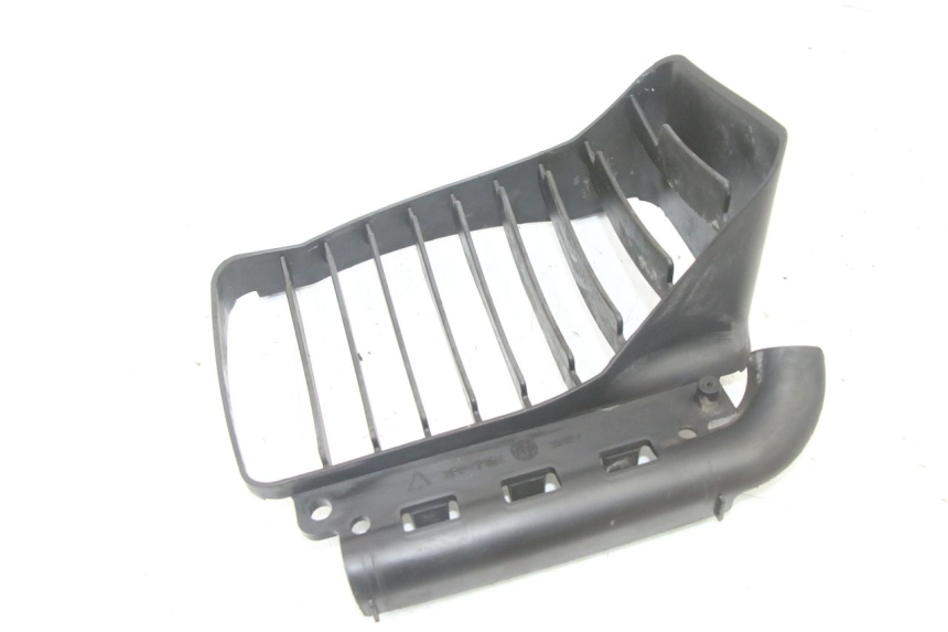 photo de REJILLA DEL RADIADOR PIAGGIO VESPA GRANTURISMO 125 (2003 - 2007)