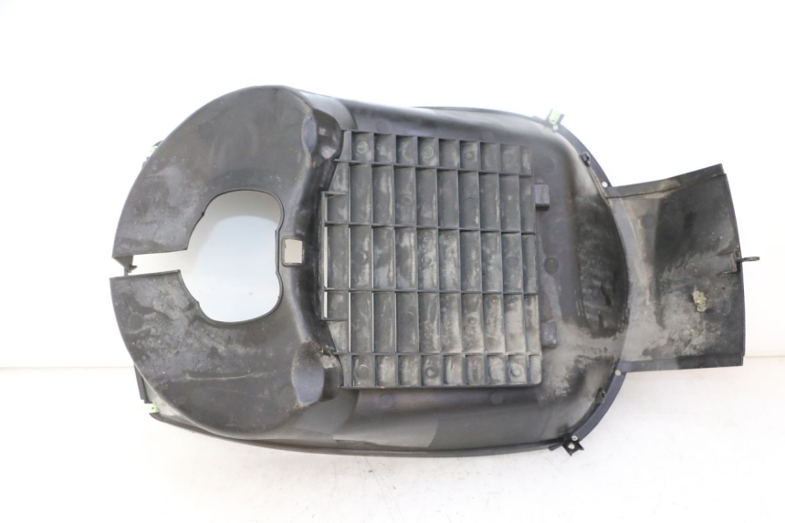 photo de RADIADOR CUBIERTA PEUGEOT SATELIS 125 (2013 - 2018)