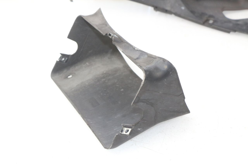 photo de REJILLA DEL RADIADOR YAMAHA X-MAX XMAX 125 (2010 - 2014)