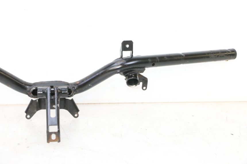 photo de MANILLAR PIAGGIO VESPA GTS SUPER IE 125 (2009 - 2016) - Detalles de los puntos de fijación