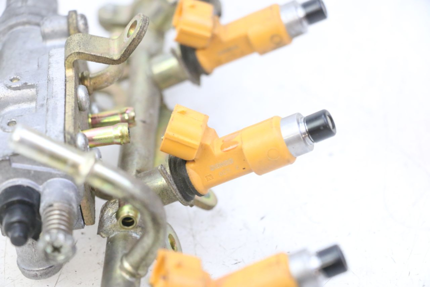 photo de INYECTOR YAMAHA FZ6 N FAZER 600 (2004 - 2006)