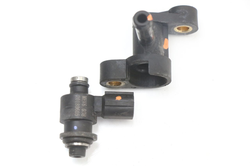 photo de INYECTOR PEUGEOT KISBEE 4T 50 (2018 - 2022)