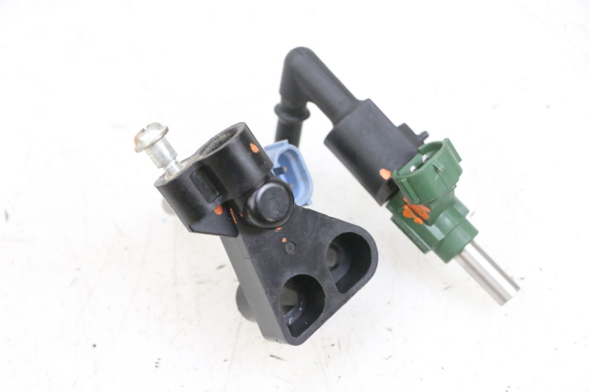 photo de INYECTOR KAWASAKI KXF KX-F 250 (2017 - 2019) - Primer plano técnico