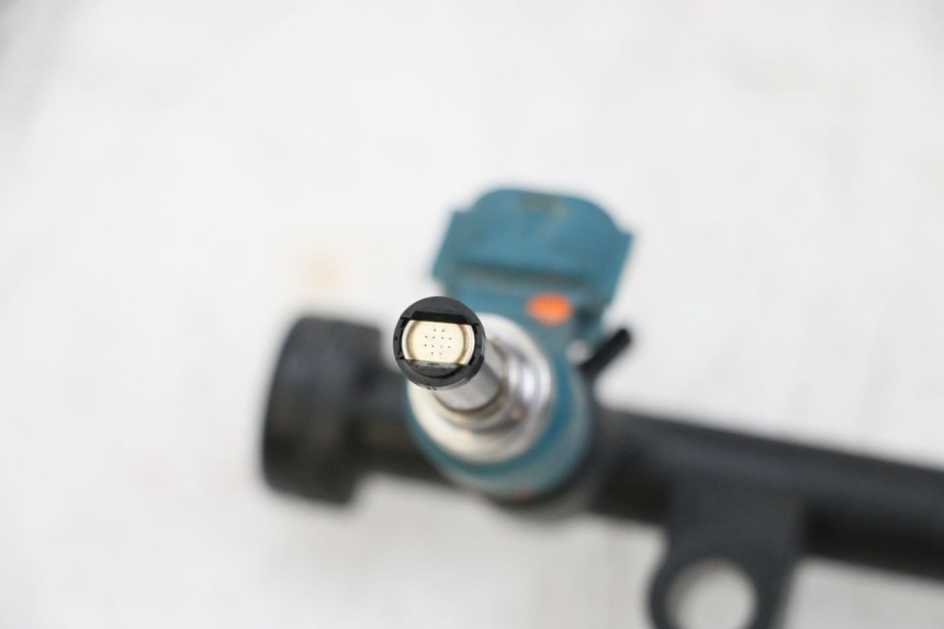 photo de INYECTOR YAMAHA MT-07 MT07 ABS 700 (2018 - 2020) - Otra perspectiva