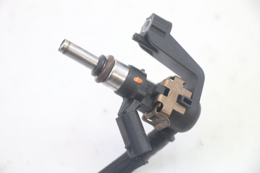 photo de INYECTOR BMW R GS 1250 (2021 - 2024) - Recambio usado revisado