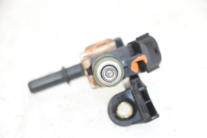 photo de INYECTOR PEUGEOT SATELIS 125 (2013 - 2018) - Zoom estado de uso