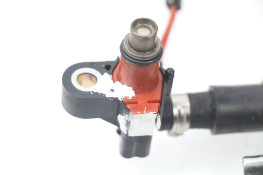 photo de INYECTOR YAMAHA XMAX X-MAX ABS 125 (2014 - 2016) - Detalles de los puntos de fijación