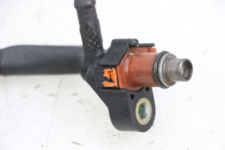 photo de INYECTOR YAMAHA XMAX X-MAX 125 (2006 - 2009) - Primer plano técnico