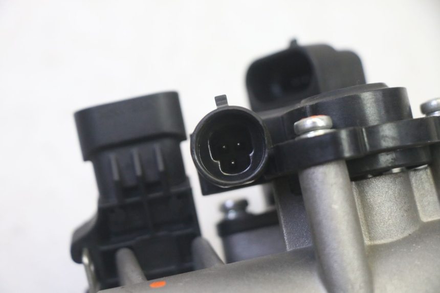 photo de INYECCION QUADRO 4 4D 350 (2015 - 2018)