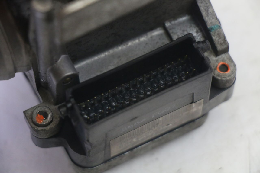 photo de INYECCIÓN HONDA FES S-WING SWING ABS 125 (2007 - 2015)