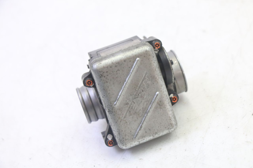 photo de INYECCIÓN HONDA FES S-WING SWING ABS 125 (2007 - 2015)