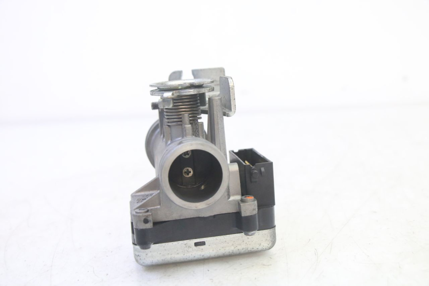 photo de INYECCIÓN HONDA FES S-WING SWING ABS 125 (2007 - 2015)