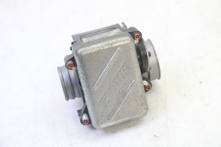 photo de INYECCIÓN HONDA FES S-WING SWING ABS 125 (2007 - 2015)