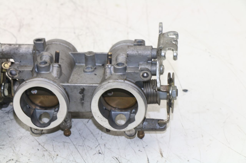 photo de INYECCION YAMAHA FZ6 FAZER 600 (2004 - 2006)