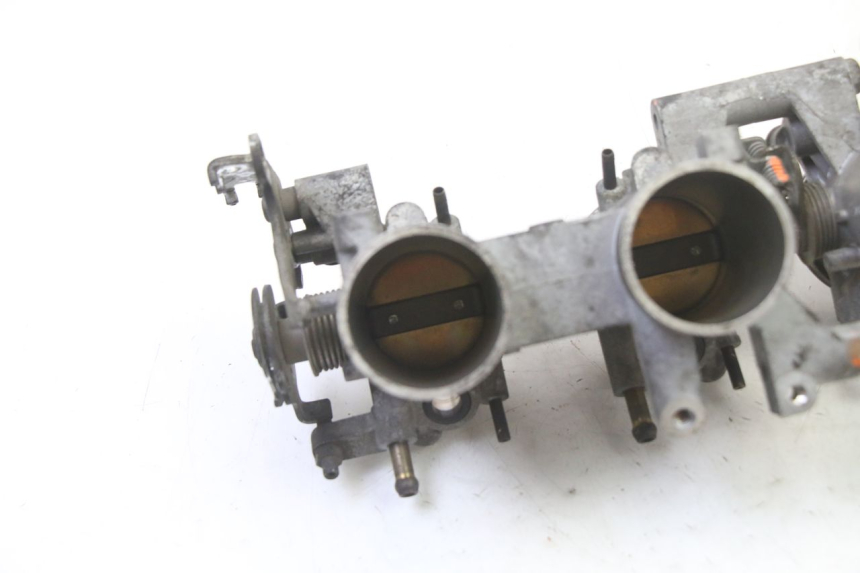 photo de INYECCION YAMAHA FZ6 FAZER S2 600 (2007 - 2011)