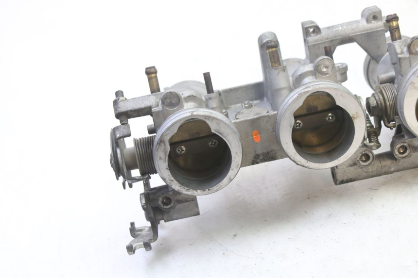 photo de INYECCION YAMAHA FZ6 FAZER S2 600 (2007 - 2011)