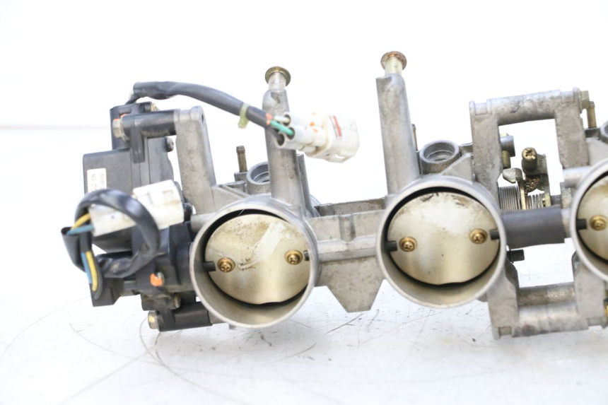 photo de INYECCION SUZUKI GSXR GSX-R 1000 (2003 - 2004) - Inspección visual detallada