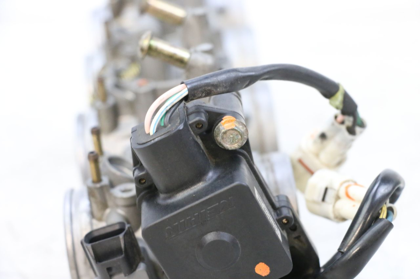 photo de INYECCION SUZUKI GSXR GSX-R 1000 (2003 - 2004) - Ángulo de visión alternativo