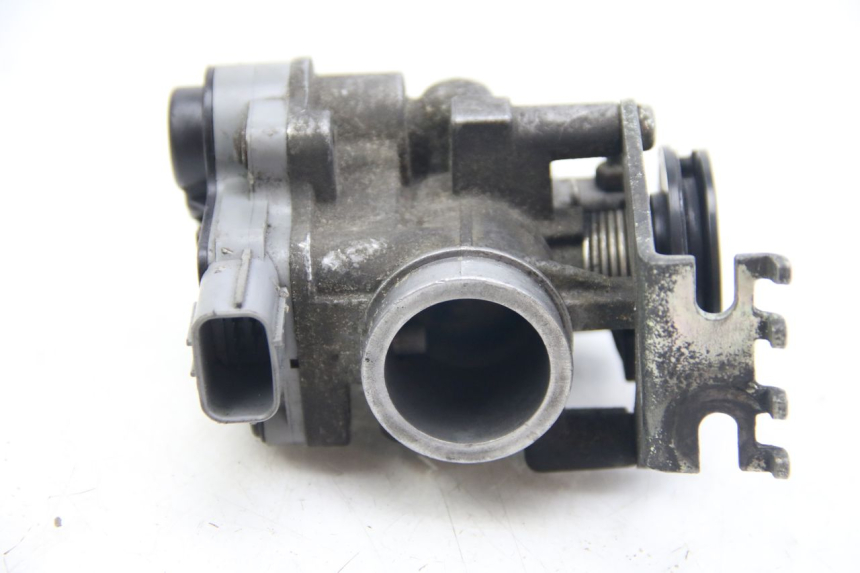 photo de INYECCIÓN SUZUKI SIXTEEN 125 (2008 - 2010)
