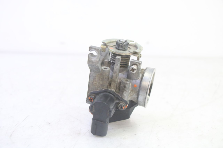 photo de INYECCIÓN DAELIM VJ ROADWIN FI 125 (2008 - 2017) - Primer plano técnico