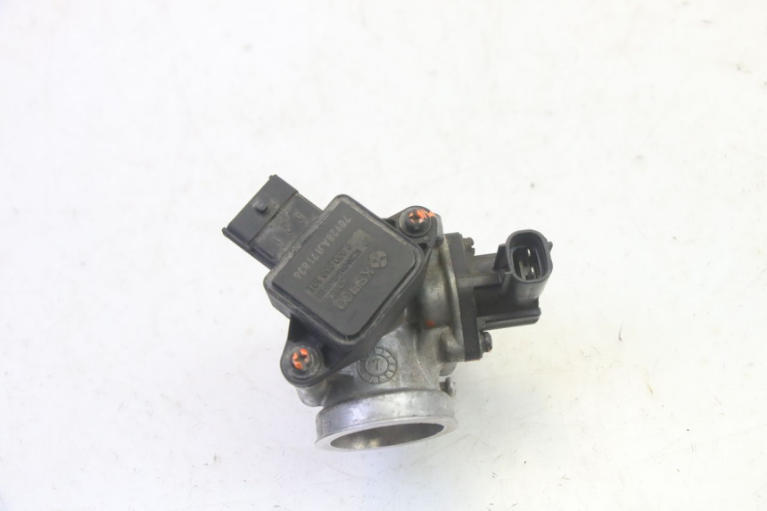 photo de INYECCIÓN DAELIM VJ ROADWIN FI 125 (2008 - 2017) - Detalles de los puntos de fijación