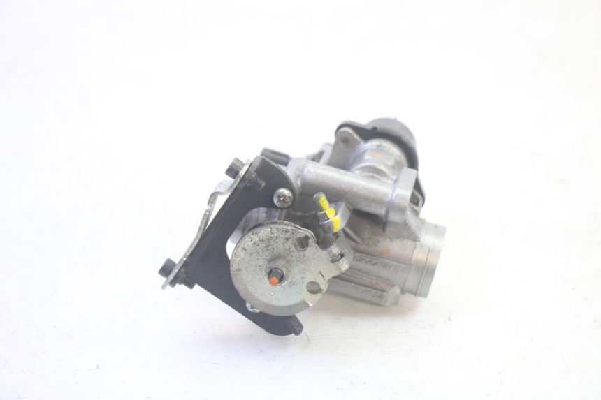 photo de INYECCIÓN YAMAHA XMAX X-MAX 125 (2006 - 2009) - Primer plano técnico