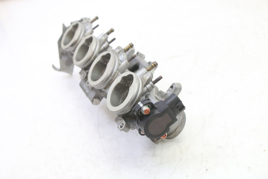 photo de INYECCION YAMAHA XJ6 ABS 600 (2008 - 2016)
