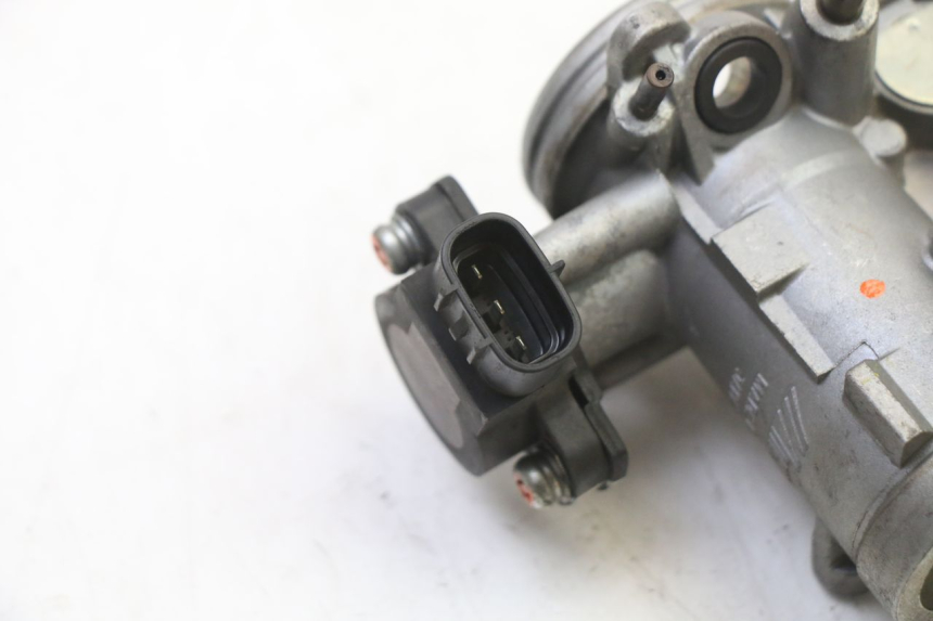 photo de INYECCION YAMAHA XJ6 ABS 600 (2008 - 2016)