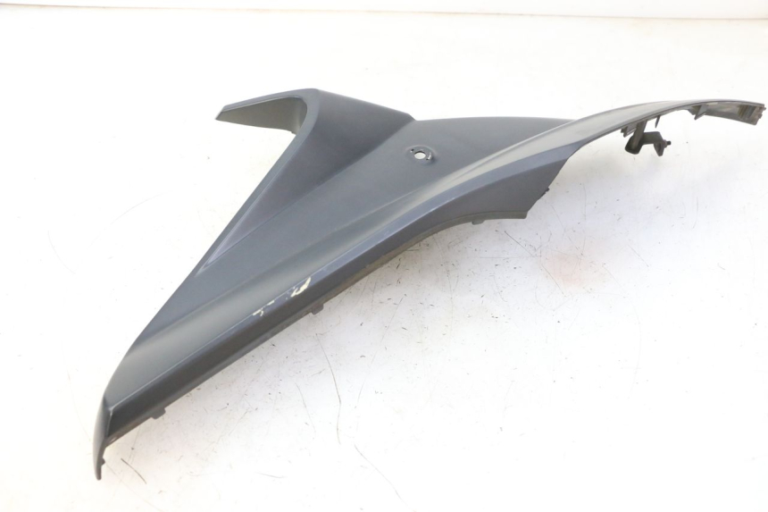 photo de CARENADO FRONTAL INTERIOR DERECHA QUADRO 4 4D 350 (2015 - 2018)