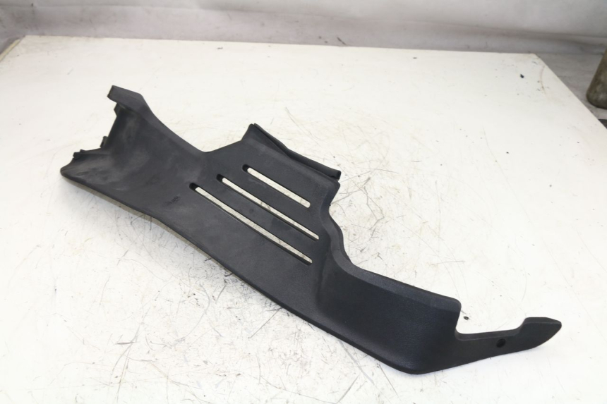 photo de CARENADO FRONTAL INTERIOR DERECHA BMW K 75 RT 750 (1989 - 1997)