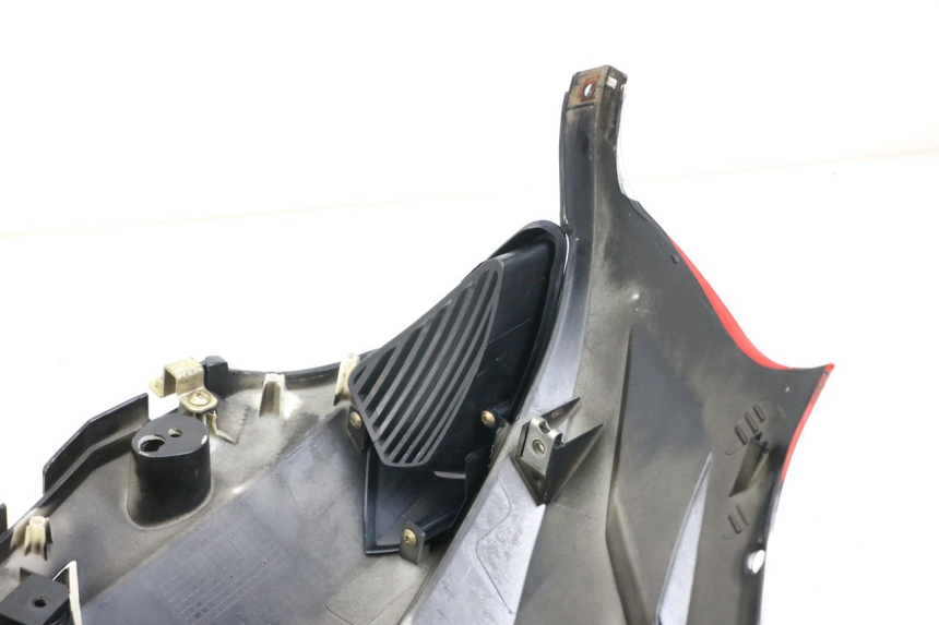 photo de CARENADO FRONTAL INTERIOR DERECHA HYOSUNG GTR 125 (2006 - 2008)