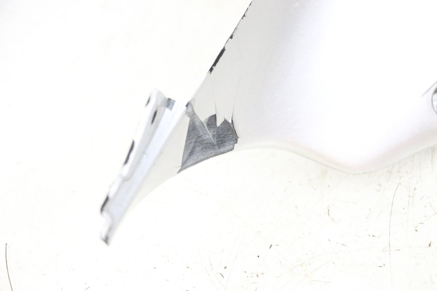 photo de CARENADO FRONTAL INTERIOR DERECHA HONDA CBR F 1000 (1993 - 1996)